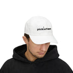 Embroidered PickleTOwn (Toronto) Classic Baseball Hat - 5 Colours Cap - Adjustable Brass Buckle - White - Model male - PeaMacTees